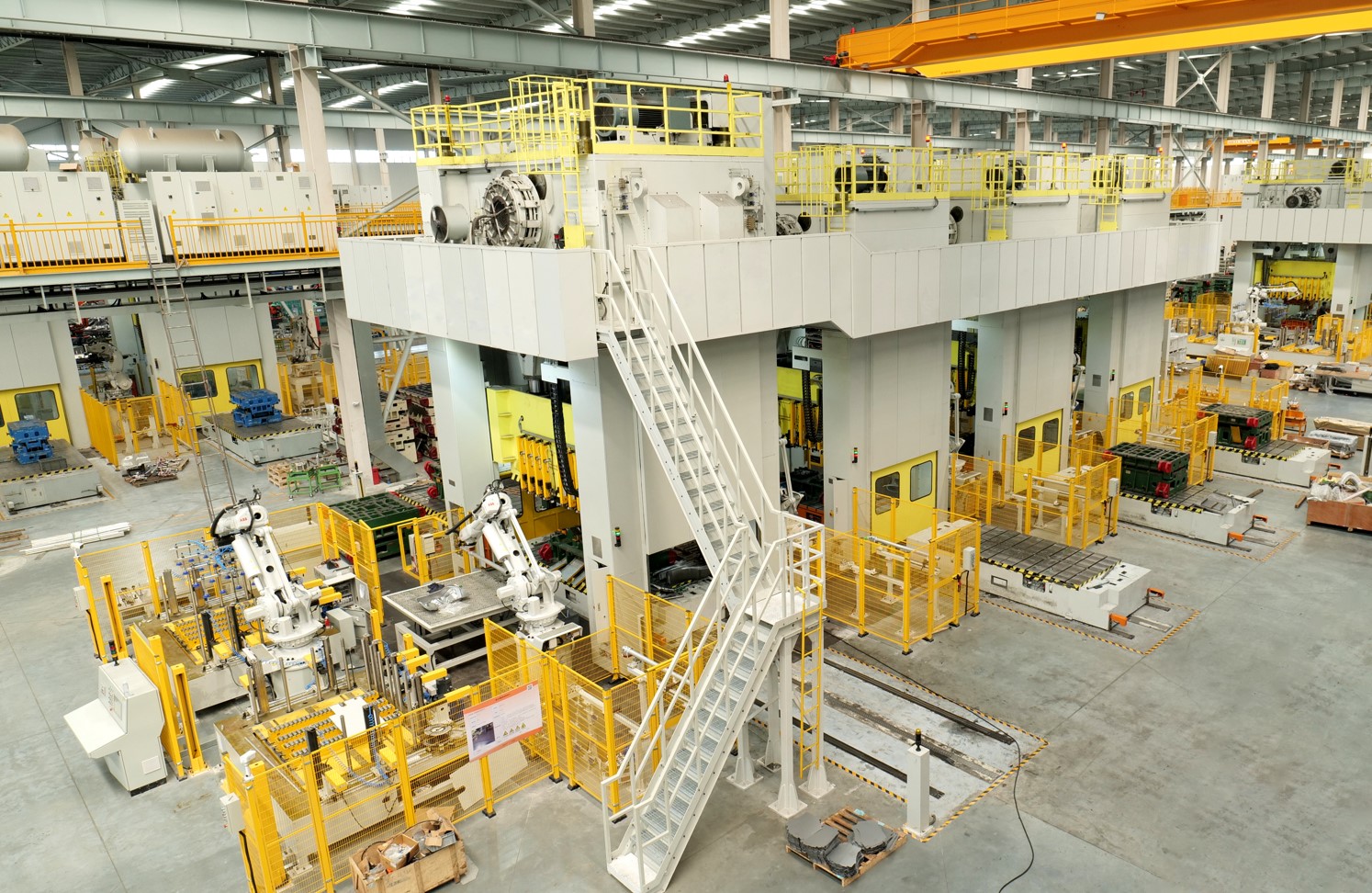 6-Axis Robot Tandem Stamping Line 6-Axis Robot Tandem Stamping Line