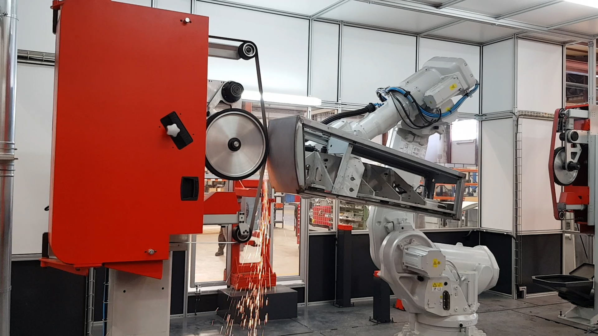 ROBOTIC CELLS FOR WELD DRESSING ROBOTIC CELLS FOR WELD DRESSING