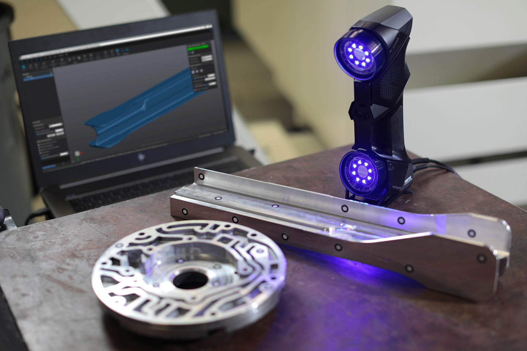HandySCAN 3D|BLACK Series: ESCÁNERES DE GRADO DE METROLOGÍA HANDYSCAN 3D